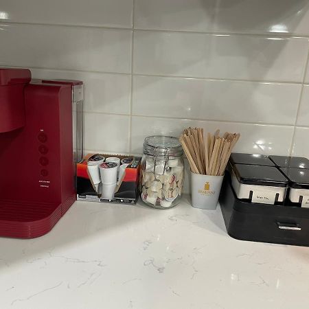 Modern Luxury Apartment Near Nyc ジャージーシティ エクステリア 写真